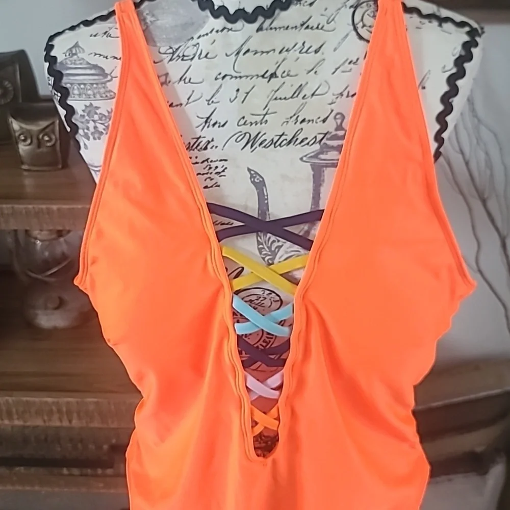 N/A vibrant orange